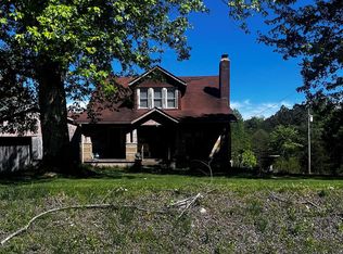 341 Hanging Limb Hwy, Crawford, TN 38554