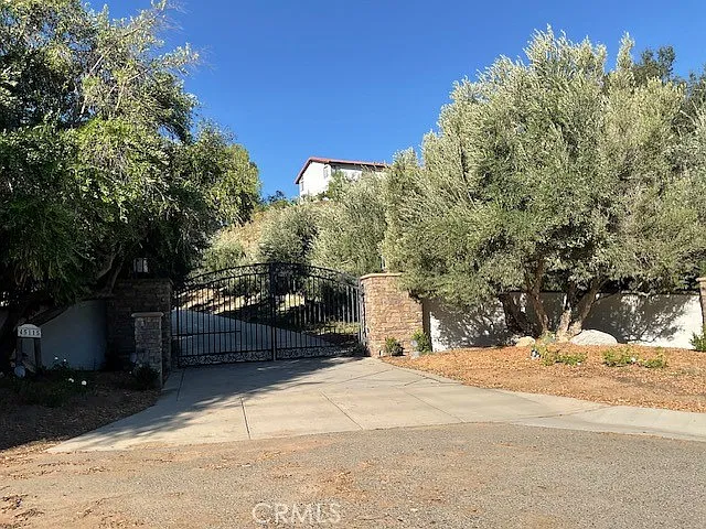 45115 Los Caballos Rd