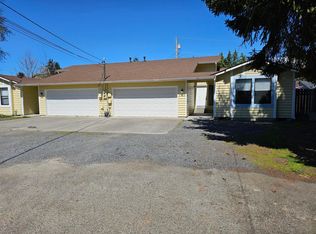 8120 47th Ave NE #B, Marysville, WA 98270