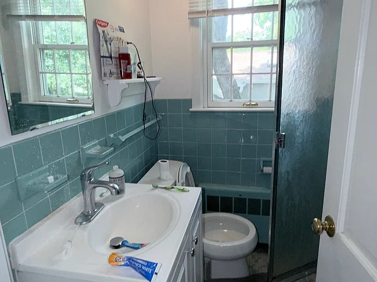 4 Mossdale Rd — Photo 11