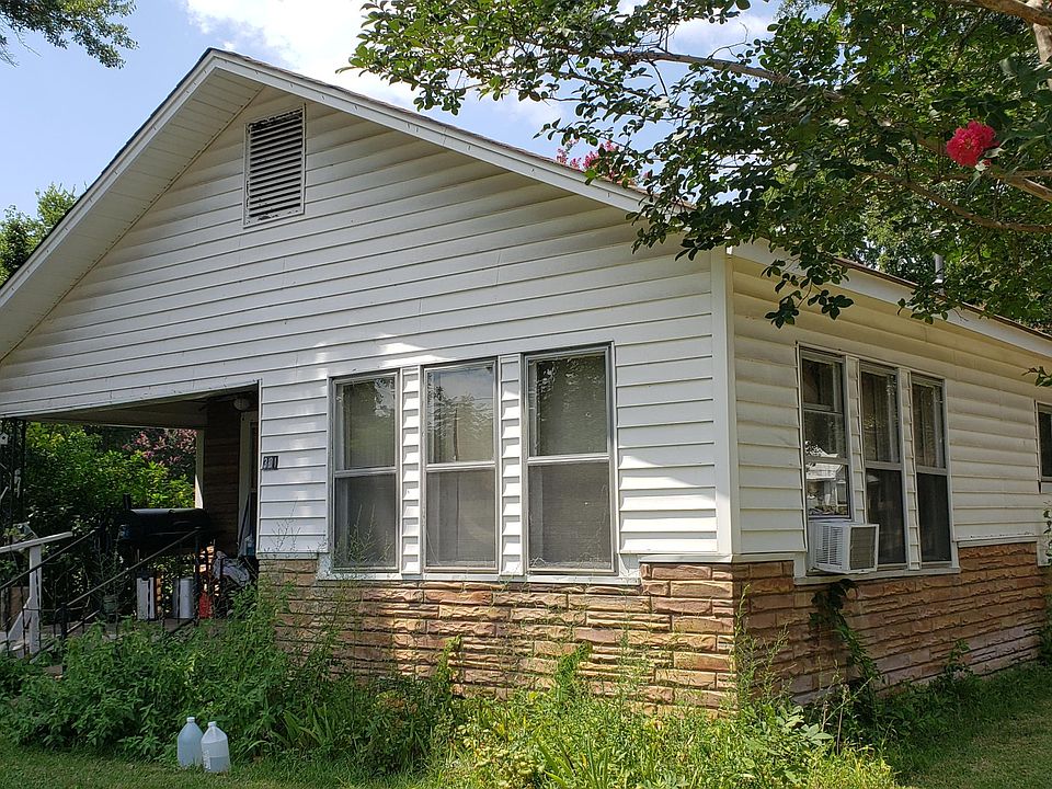 1st image of 321 E East St