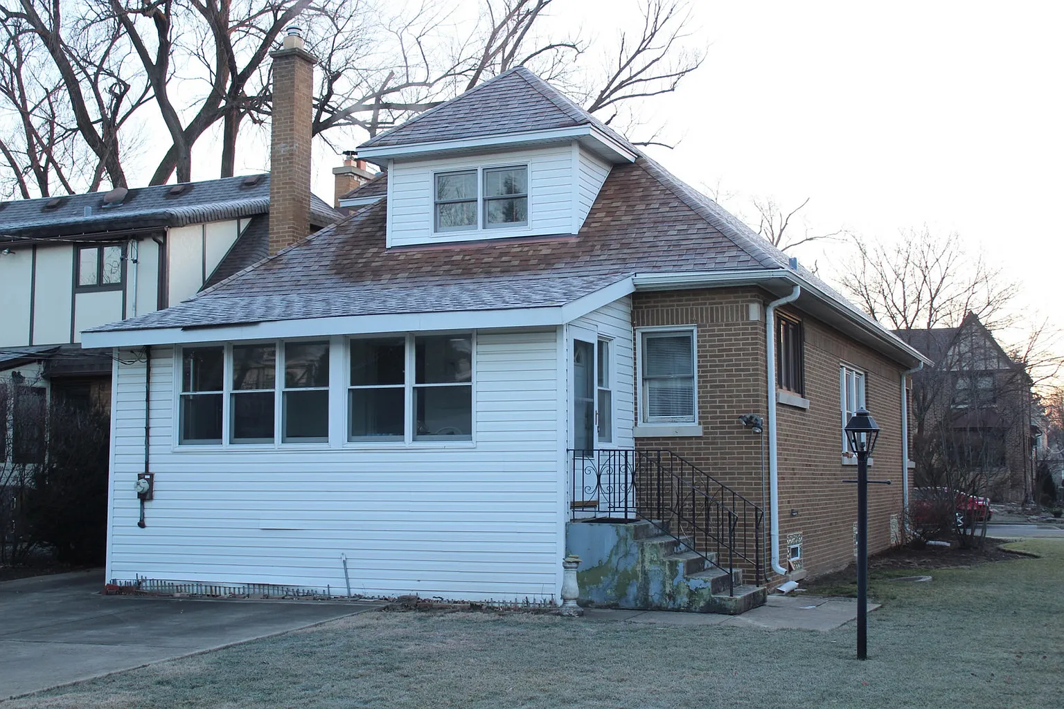 446 S Fairfield Ave photo 1