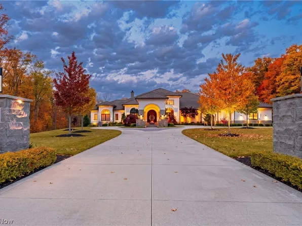 1433 Ridgemont Trl, Hinckley, OH 44233