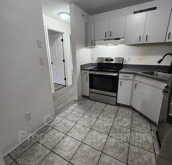 39 Northern Avenue Hts #24 — Photo 4