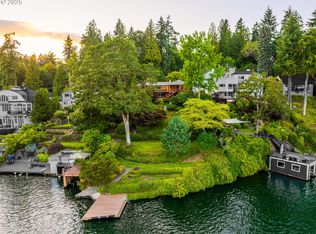 2490 Summit Dr, Lake Oswego, OR