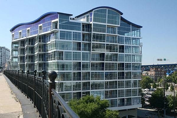 StoneBride Plaza building