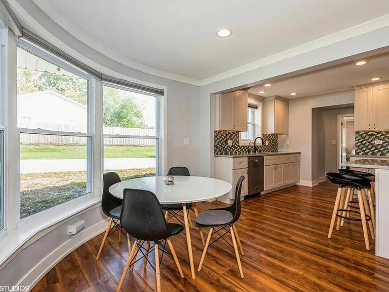625 W Edgewood Rd — Photo 11