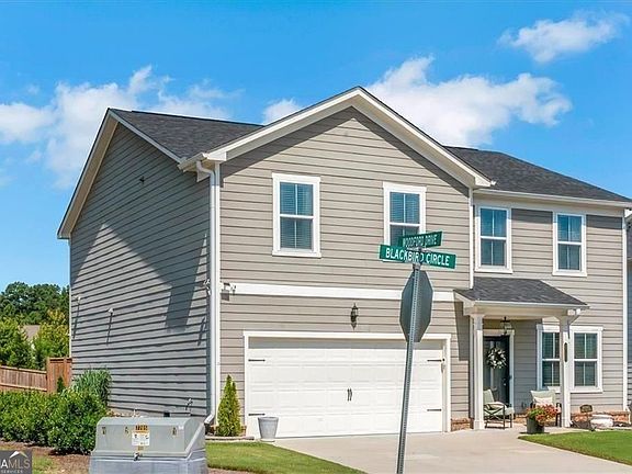 3rd image of 2131 Blackbird Cir