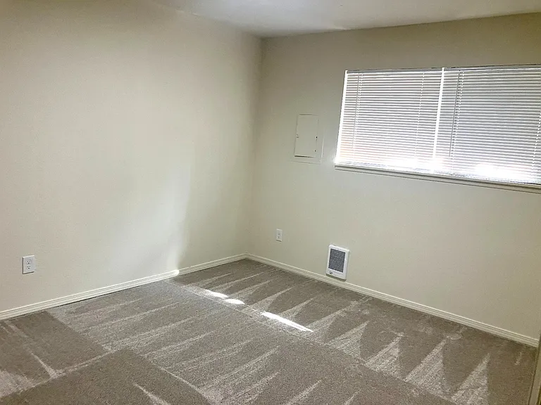 7792 SE Otty St #7792 — Photo 7