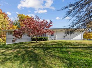 2612 Sunrise Ln, Burlington, IA 52601