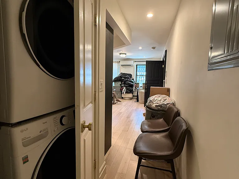 371 Mac Donough St #1 — Photo 2