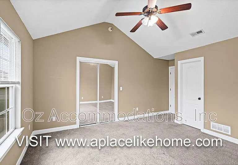 805 SW Imperial Ln — Photo 21