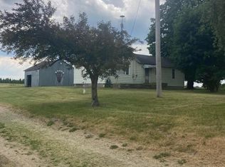 796 E Stanton Rd, Stanton, MI 48888