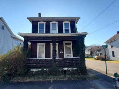 300 N 2nd St, Lykens, PA, 17048