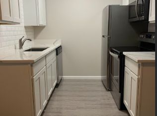 2171 Decker Rd UNIT 43, Walled Lake, MI 48390