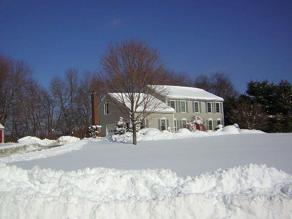 2nd image of 9 Limekiln Ct