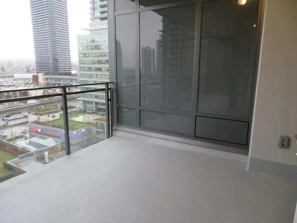 1 bed, 622 sqft, $2,400 — Photo 4
