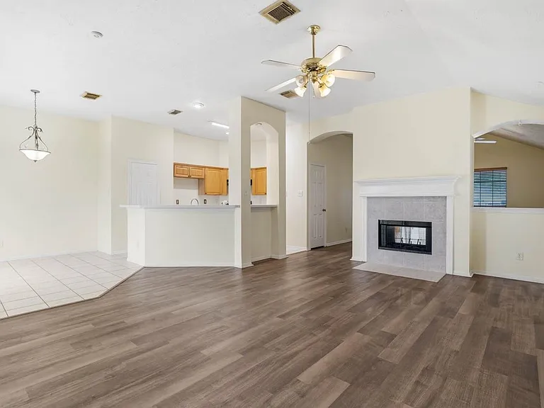21107 Stoney Haven Dr — Photo 8