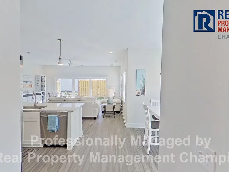 The Pinnacle Townhomes — Photo 42