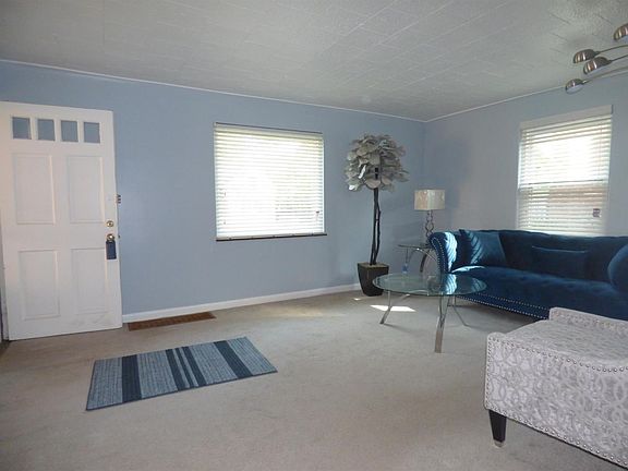 4th image of 6407 Mayflower Ave