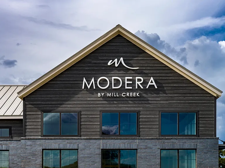 Discover Modera McKinney Ridge: a brand new apartments community next to 212-acre Erwin Park.