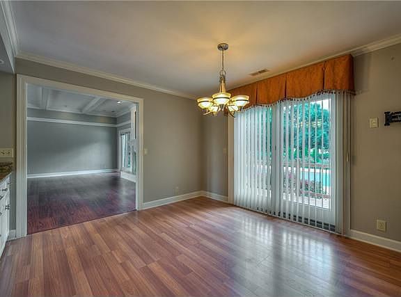 5th image of 6532 Radcliff Dr