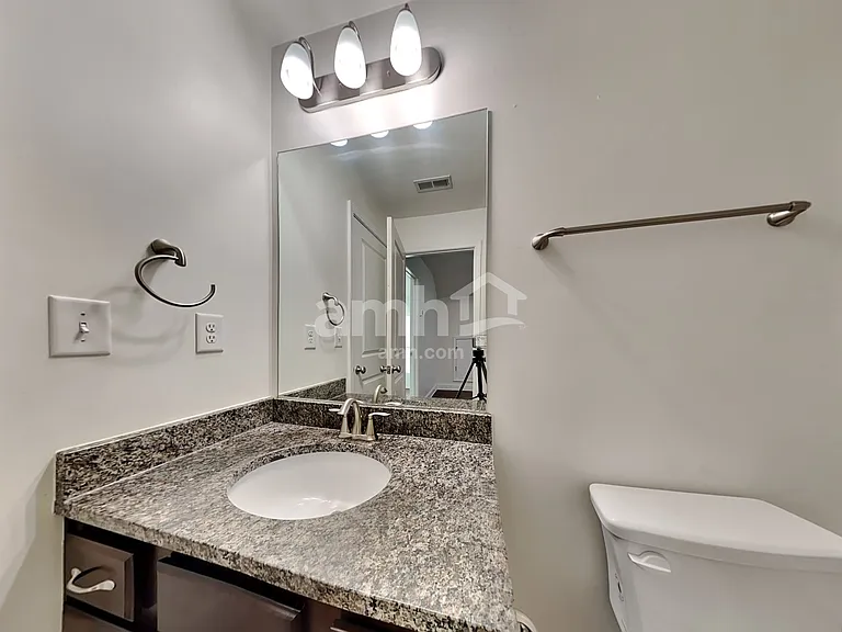 2461 Napa Valley Dr — Photo 24
