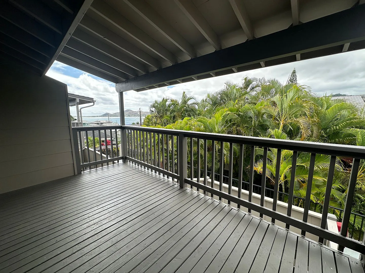 Makani Kai #60 — Photo 4