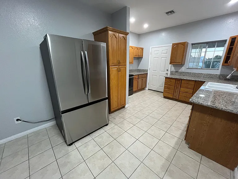 9045 W Ann Rd — Photo 7