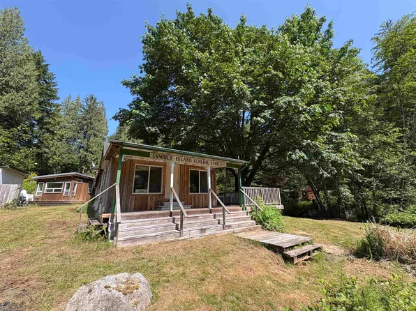 660 Andys Bay Rd, Sunshine Coast, BC V0N 1V0
