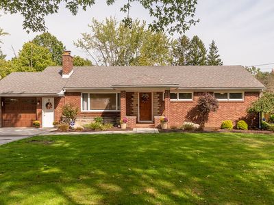 2059 Rombold Rd, Hermitage, PA, 16148