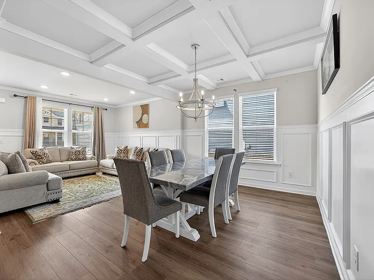 3129 Thicket Ln — Photo 9