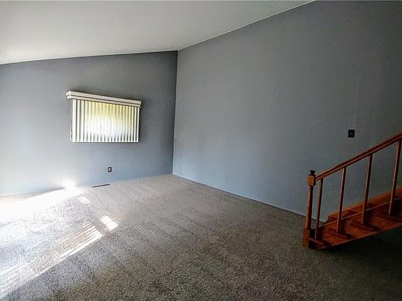 5th image of 3808 Braddock St