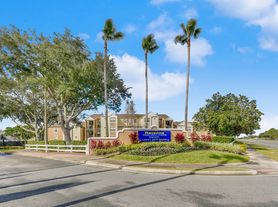 Academy at Waterford Lakes