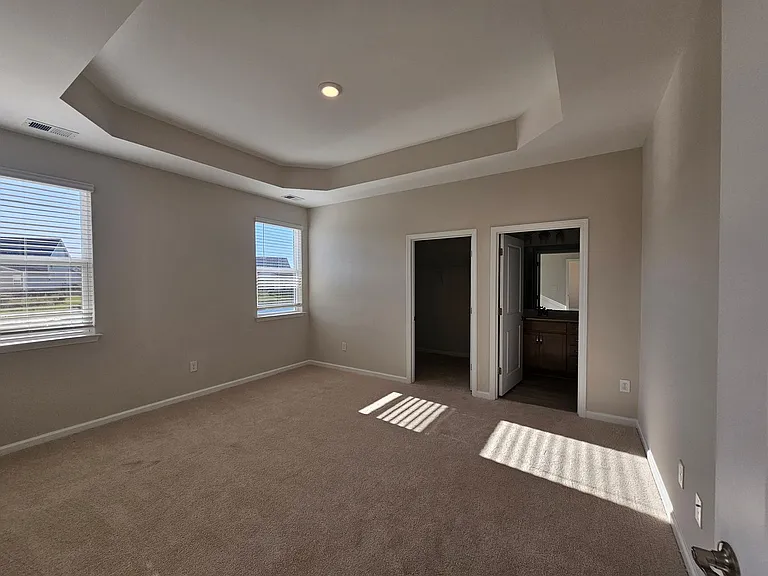 2215 Flatleaf Ct — Photo 13
