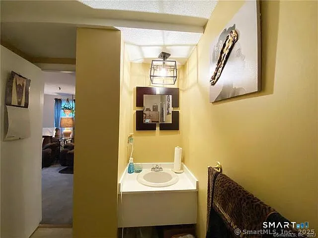 1 Russell St #20 — Photo 6