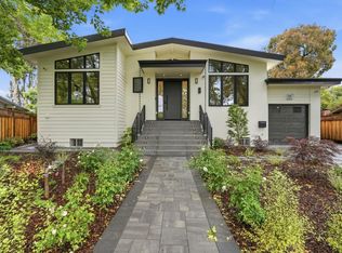 1084 Moffett Cir, Palo Alto, CA 94303