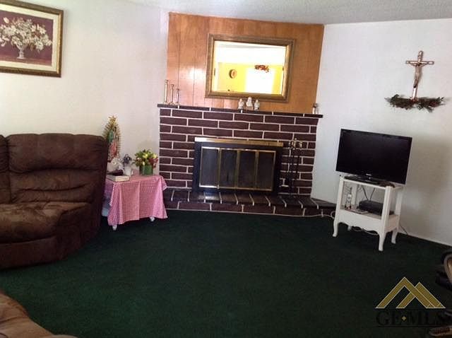 2nd image of 5800 Karen Pl