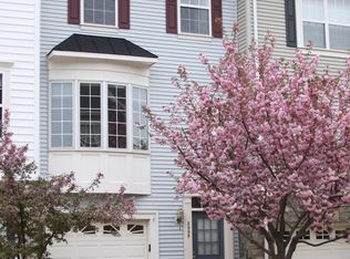 2005 Capstone Cir, Herndon, VA 20170