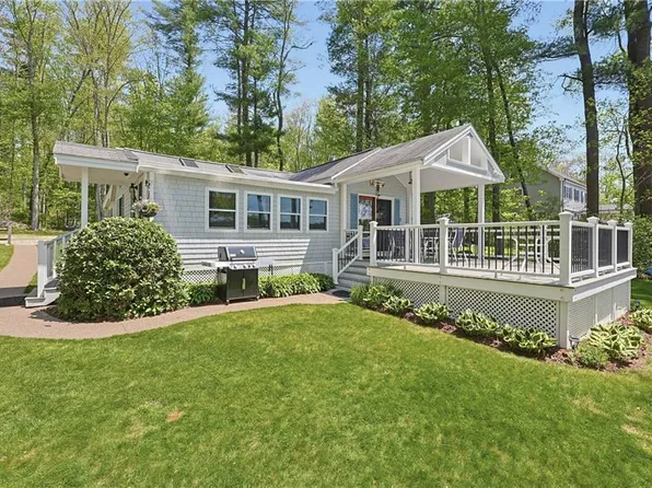 12 Lesieur Ln, Pascoag, RI 02859