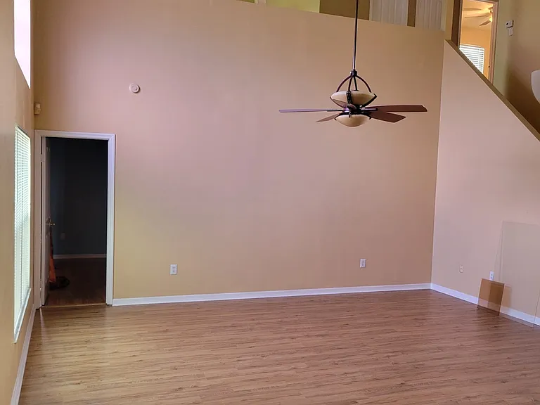 2109 Cattleman Dr — Photo 17