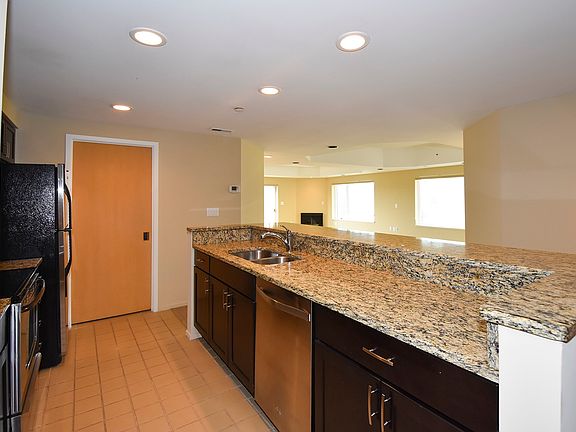 5th image of 505 E Huron St APT 705