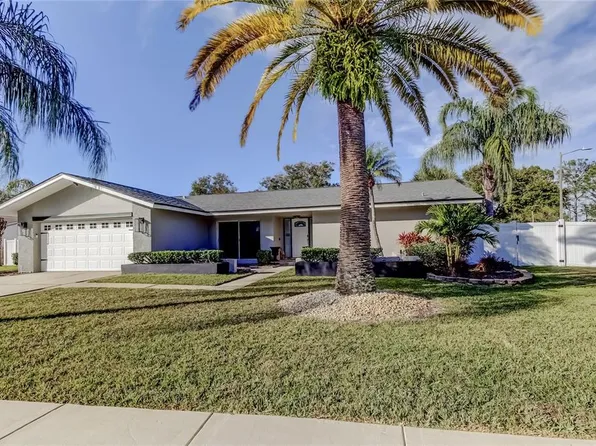 2686 Clubhouse Dr S, Clearwater, FL 33761