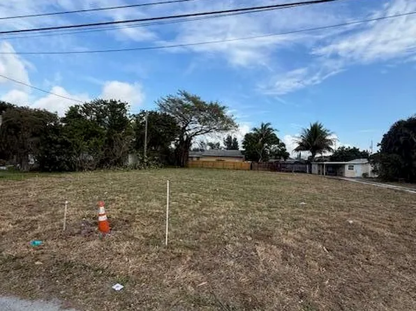 4583 Diekhans Road, West Palm Beach, FL 33417