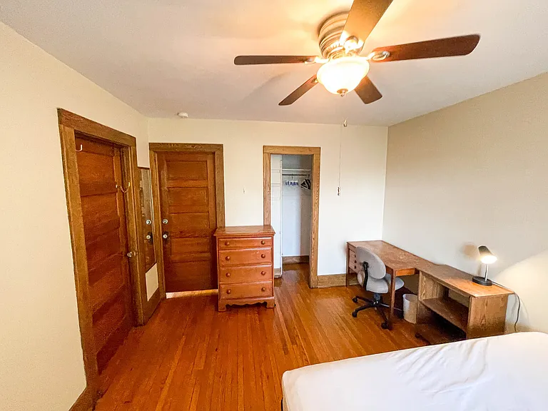 103 Spring Ln — Photo 32