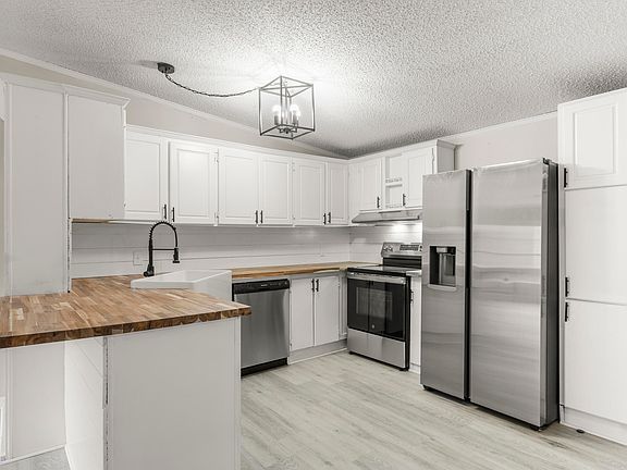 4th image of 261 Jr Stevens Br