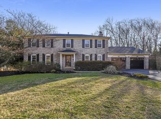 10905 Justin Knoll Rd, Oakton, VA 22124