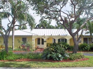 11125 SW 73rd Ct, Pinecrest, FL 33156