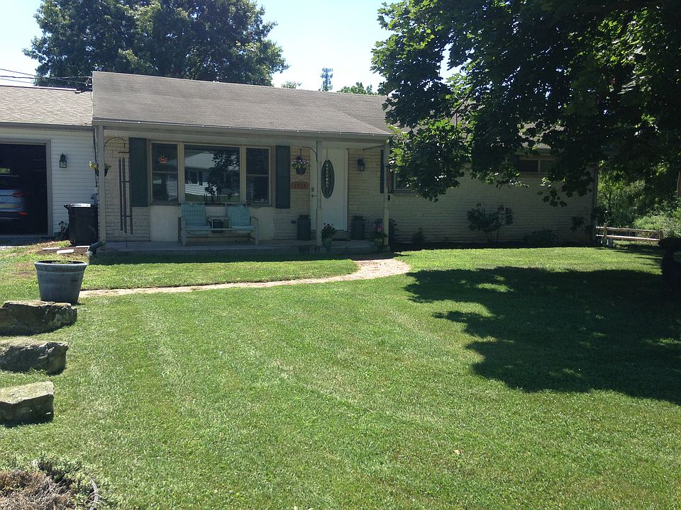 2nd image of 1753 Heidelberg Ave