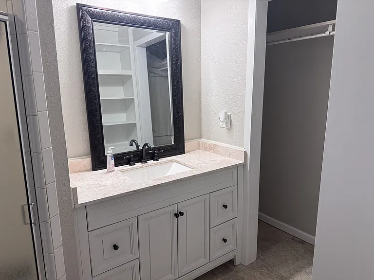 2118 Westbrook Ave — Photo 21